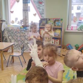 Zajęcia logopedyczne z udziałem rodzica w grupie III.