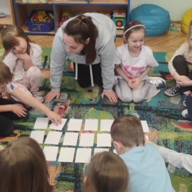 Zajęcia logopedyczne z udziałem rodzica w grupie III.