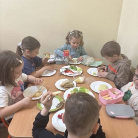 Kolorowe kanapki w grupie III.