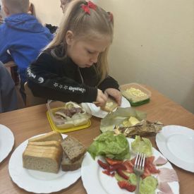 Kolorowe kanapki w grupie III.