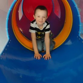 Wizyta dzieci z grupy III w bawialni.