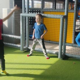 Wizyta dzieci z grupy III w bawialni.