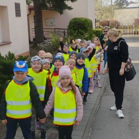 Wizyta dzieci z grupy III w bawialni.