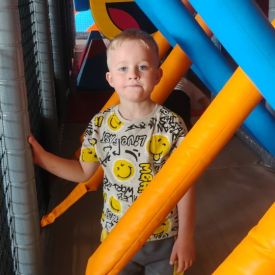 Wizyta dzieci z grupy III w bawialni.