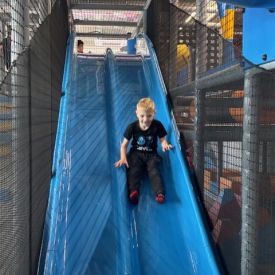 Wizyta dzieci z grupy III w bawialni.