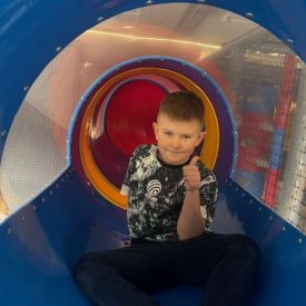 Wizyta dzieci z grupy III w bawialni.