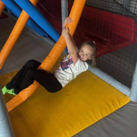 Wizyta dzieci z grupy III w bawialni.