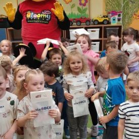 Przytulaśna gąsiennica w grupie 1