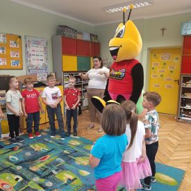 Przytulaśna gąsiennica w grupie 3