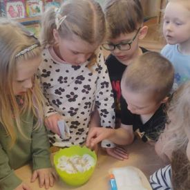 Projekt edukacyjny - Z przyrodą za pan brat – mały badacz, wielki odkrywca - grupa 3